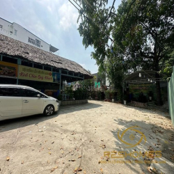 Cho thuê mặt bằng kinh doanh 750m2 ngay Phạm Văn Thuận.