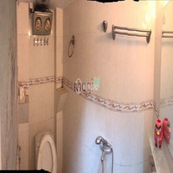 Bán nhà tập thể ngõ 55 Hoàng Hoa Thám 45m2 2PN1WC giá 1.8 tỷ mới đẹp