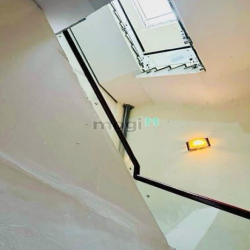 Bán nhà mặt tiền 12 phòng (4x29) 141/40 Đường 28 P6 Lê Đức Thọ Gò Vấp