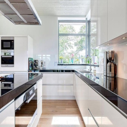 MB ngang 15m,DT hơn 310m2 phù hợp KD đa mục đích tại đường Hồ Nghinh