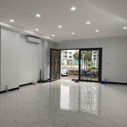 Cho thuê nhà đường Hàm Nghi, Nam Từ Liêm, HN. DT 60m, 4 tầng nhà mới,