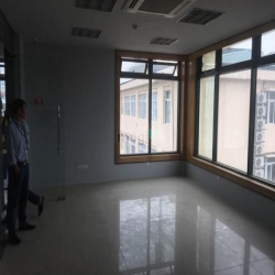Cho Thuê Văn Phòng Tại Mặt Phố Chùa Làng 100m2 Có Chỗ Oto