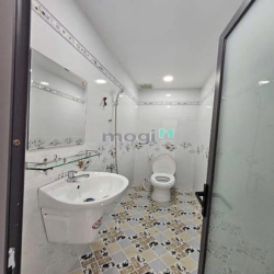 Nhà Phố vừa hoàn thiện sổ hồng riêng - hẻm 3m Phạm Hữu Lầu Quận 7