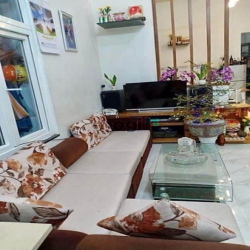 bán nhà gấp 2ty670 Đường Nhất Chi Mai, P13, Q. Tân Bình 1trệt-2lầu