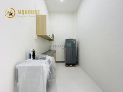 Phòng Ban Công Thoáng 45M2 Full Nội Thất Máy Giặt Riêng Mới 100%
