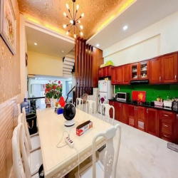 Nhà đẹp ở liền 3 lầu ST Đường 10m KDC Tân An Huy, Tân Phong, Quận 7