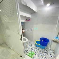 Bán nhà 3 tầng BTCT gần MT Lê Quang Định P5, 23m2, 3.5 tỷ