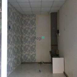 MẶT BẰNG có phòng ở lại, khu đông đúc, gần AEON Tân Phú
