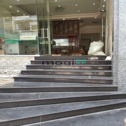 CHO THUÊ Nhà 500 m²- HXH, Nguyễn Tri Phương, Q10 -8.5m x 14m-10P-1H 4L