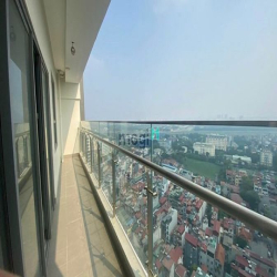 Penthouse Duplex 2 tầng,thông tầng đẹp - độc nhất Long Biên.Sổ sẵn