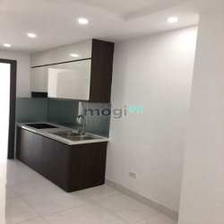 Căn hộ đơn, 33m2, 1PN , có 10m2 sân riêng. Chỉ 700tr.