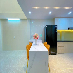 Lên sóng nhà HXH đ. Hồ Văn Huê,P9,q.Phú Nhuận,70m2,3ty100,sổ riêng