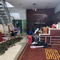 Ngộp gấp bán nhà củ tiện xây mới (4.5x17) đường trương thị hoa, quận