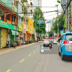 Nguyên tòa văn phòng hơn 1600m2 khu vực trung tâm-Mizuland