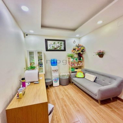 Bán biệt thự Tân Sơn Nhì Tân Phú 6.7m x 18m 4 tầng chỉ 14.5 tỷ TL