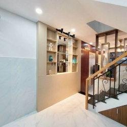 BÁN gấp nhà-vĩnh hòa-DT5x14-3 tầng-HXH-3 PN-mới đẹp chỉ 3t4TỶ