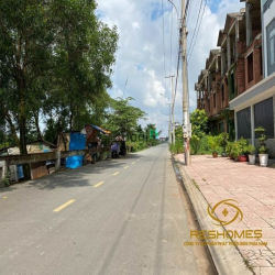 Căn góc nhà thô 1 trệt 2 lầu 90m2 kdc Phúc Hiếu, Hiệp Hoà giá 6,2 tỷ