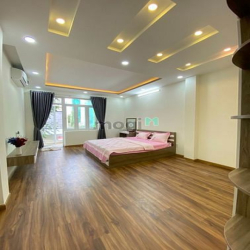 Chính chủ cho thuê nhà mặt tiền Hà Huy Tập, Phú Mỹ Hưng để kinh doanh