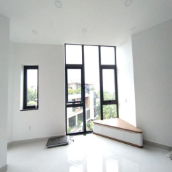 Cho thuê nhà Quận 7, Tân Hưng, 70m2 mới 100% 16 tr