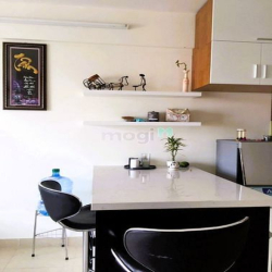 Bán căn hộ 67m2 2pn full nội thất tầng cao chung cư Linh Tây