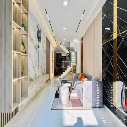 Cần bán gấp nhà Trần Phú, p4, Q.5, 52m2, giá 2tỷ220, Sổ sẵn.