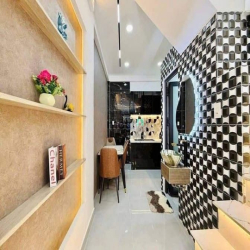 Cần bán gấp nhà Trần Phú, p4, Q.5, 52m2, giá 2tỷ220, Sổ sẵn.