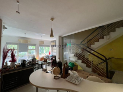 Bán nhà phố mặt tiền đường lớn kế góc đường Bùi Bằng Đoàn, Phú Mỹ Hưng