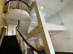 Bán nhà phố mặt tiền đường lớn kế góc đường Bùi Bằng Đoàn, Phú Mỹ Hưng