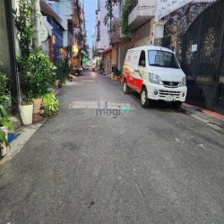 Lý Thường Kiệt Giao Đường 3/2 5x20 ,Phường 14 Quận 10 + Tiện ích