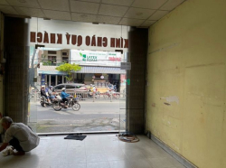 Mặt bằng kinh doanh đường Hoà Bình, Q.Tân Phú, 28m2, toilet riêng