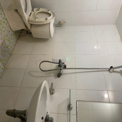 Mặt phố 8,5 tỷ phố Trần Quốc Hoàn, gần ĐH quốc gia HN, kinh doanh đỉnh