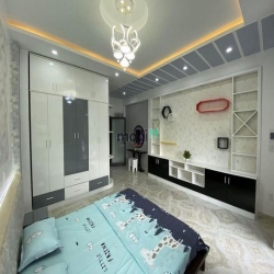 Bán nhà kinh doanh Lê Thánh Tôn, 4*16m, 2 tầng, BÊN HÔNG CHỢ BẾN THÀNH