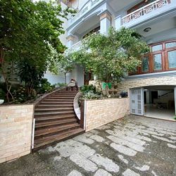 Bán Biệt thự 38/6 Nguyễn Văn Trỗi, Phú Nhuận. DT 8x21m 3 Lầu. Giá 64ty