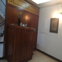 Cho Thuê Nhà Phổ Quang, Quận Tân Bình, DT: 10x20m, 2 lầu