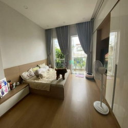 VIP! Hẻm xe hơi Trường Sa, Bình Thạnh cạnh Hồng Bàng 5 tầng 50m2 9,15t