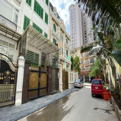 Bán Gấp Tòa Biệt Thự  víp Phố Trung Kính 300m2 x 6 Tầng 108 Tỷ MT 30m