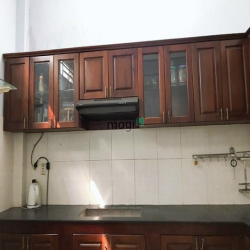 Cần tiền trả nợ bán gấp nhà Đ. Nguyễn Chí Thanh, 63m2, gần BV Chợ Rẫy,