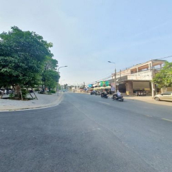 Bán nhà 1 trệt 1 lầu mặt tiền đường Nguyễn Văn Hoa, P.Thống Nhất