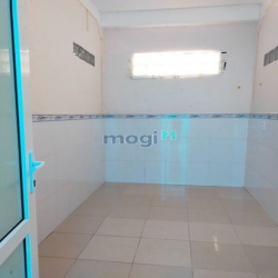 Phòng nhỏ đẹp, cho 1 bạn Nam thuê, Gần ĐH Văn Lan