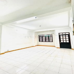 Cho thuê văn phòng/kinh doanh tại Quận 10