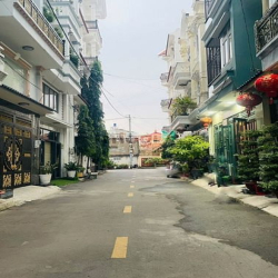 Bán nhà Hiệp Thành Q.12, 63m2 ngang 5m, 4 tầng MỚI, Ô tô nhỉnh nhẹ 5 T