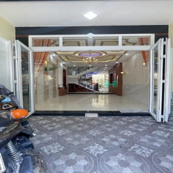 bán Căn *** MT Kinh Doanh Phú Nhuận -7 Tầng Lầu 16,8 tỷ - 47 m2