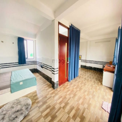 Khai trương căn hộ ban công full nội thất giá rẻ Tân Phú