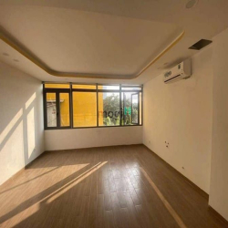 Từ 10.5 tỷ còn 7.4 tỷ,15 phòng cho thuê, gần Mặt Tiền Thủ Đức