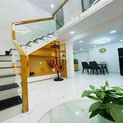 Bán nhà Huỳnh Tấn Phát, ngang 6.5 m, giá 4Tỷ phường Phú Mỹ, Quận7