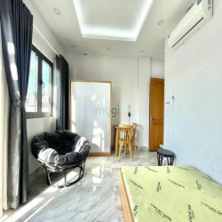 Căn hộ ban công 30m2 giá rẻ full nội thất Tân Hương, Gò Dầu