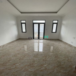 Bán nhà Lê Văn Khương giáp Gò Váp 4.5m x 17m 4 tầng chỉ 6.3 tỷ