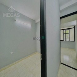 Cho Thuê Shophouse , Mặt Bằng Kinh Doanh Ngay Trường Chinh - Cộng Hòa