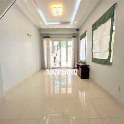 Villa 5 Phòng 2 Lầu đường số 9, Bình An, Quận 2,  giá 32 Triệu/tháng