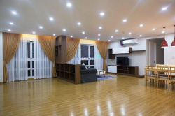 Bán gấp CHCC Happy Valley, DT 135m2, TK 3PN, 2WC, NTDD, giá 7 tỷ